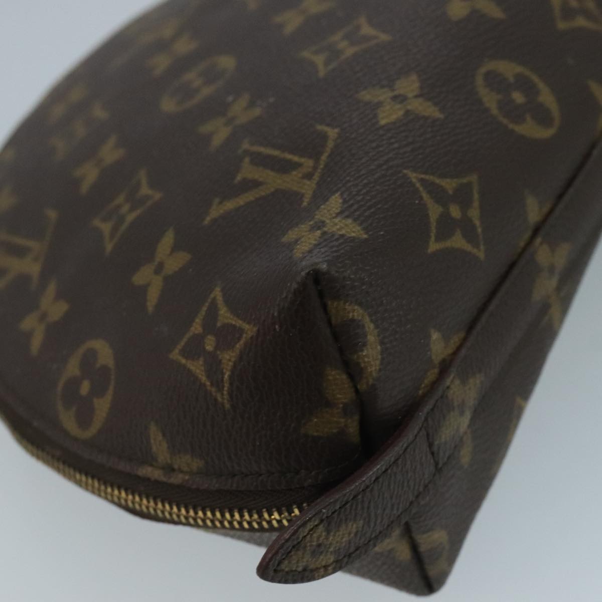 LOUIS VUITTON Monogram Trousse Demi Ronde Cosmetic Pouch M47520 LV Auth 93624