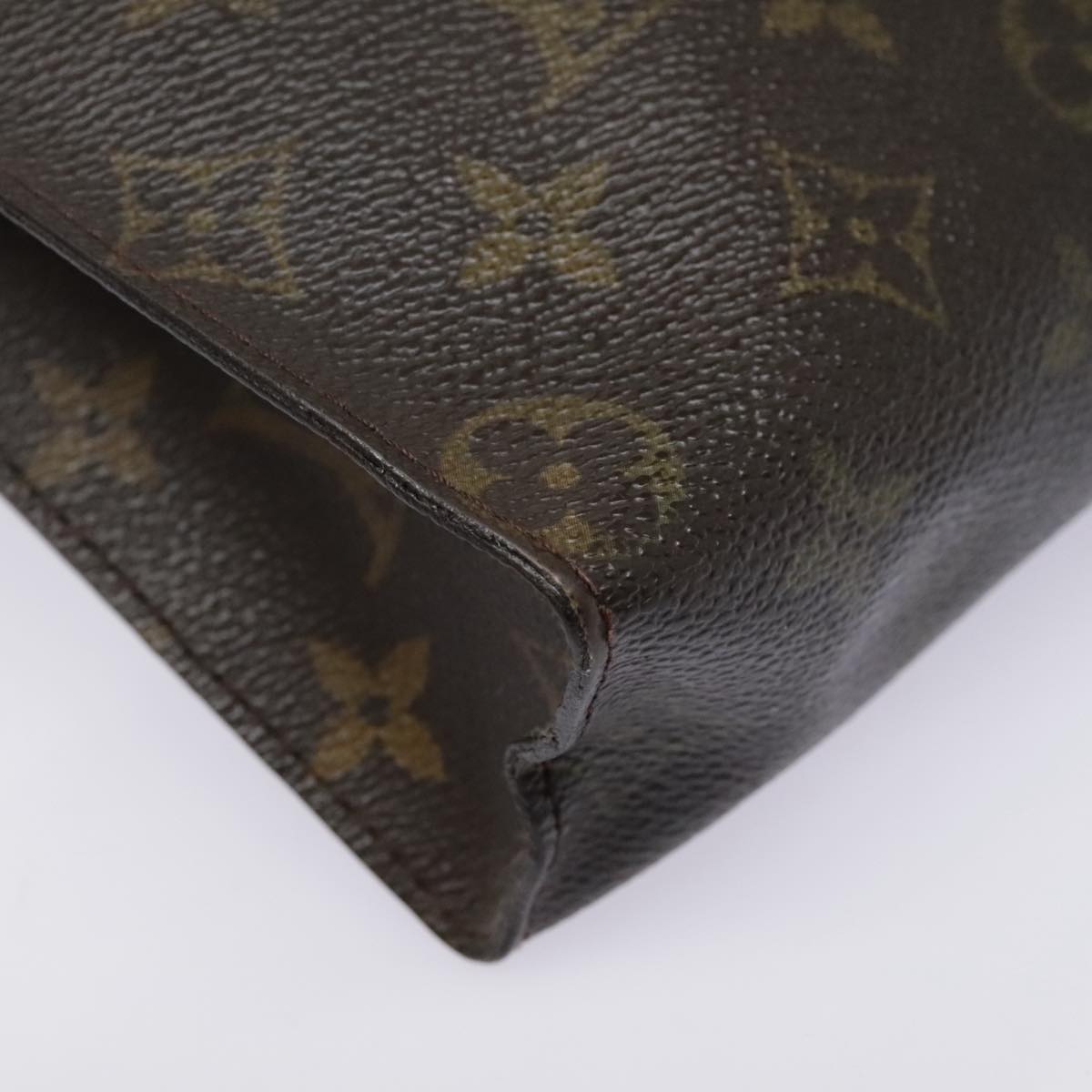 LOUIS VUITTON Monogram Poche Toilette 26 Pouch M47542 LV Auth 93653