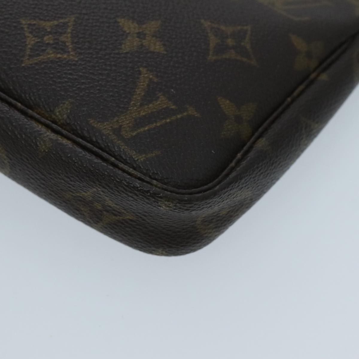 LOUIS VUITTON Monogram Pochette Accessoires Pouch M51980 LV Auth 93655