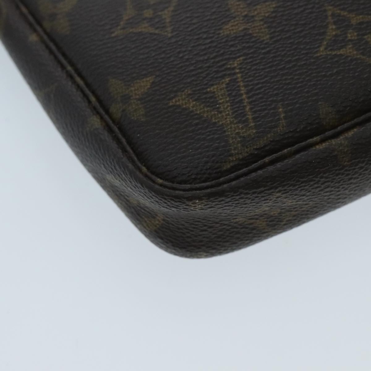 LOUIS VUITTON Monogram Pochette Accessoires Pouch M51980 LV Auth 93655