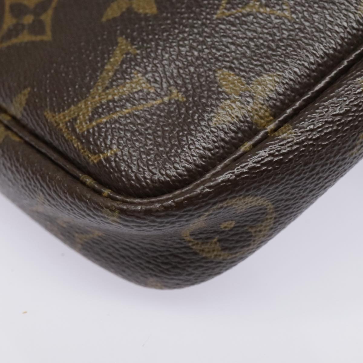 LOUIS VUITTON Monogram Pochette Accessoires Pouch M51980 LV Auth 93657