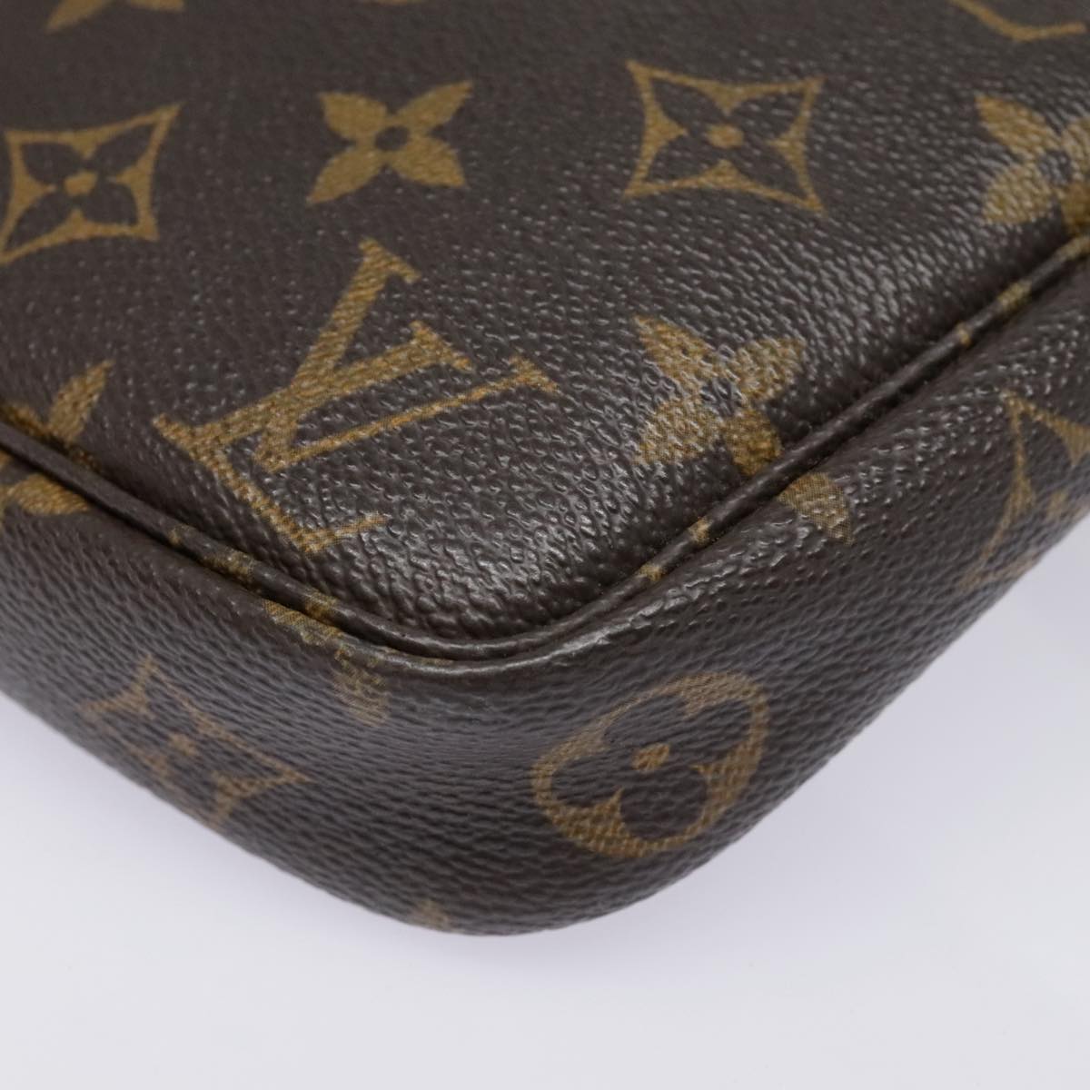 LOUIS VUITTON Monogram Pochette Accessoires Pouch M51980 LV Auth 93659