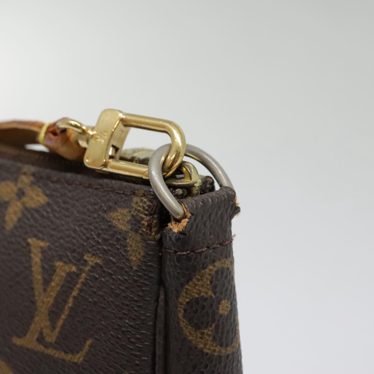 LOUIS VUITTON Monogram Pochette Accessoires Pouch M51980 LV Auth 93659