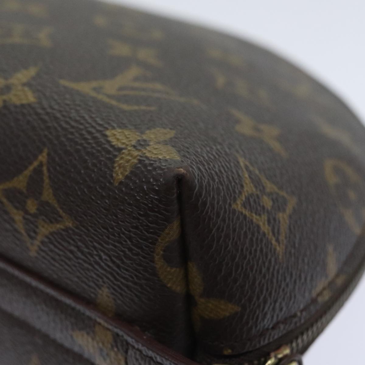 LOUIS VUITTON Monogram Trousse Demi Ronde Cosmetic Pouch M47520 LV Auth 93668