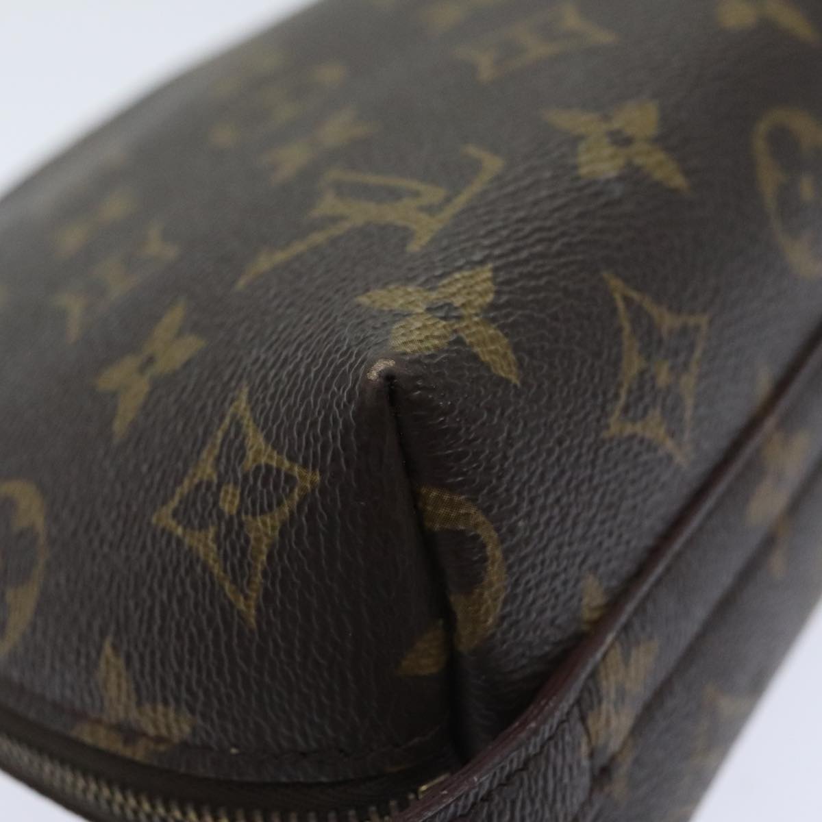 LOUIS VUITTON Monogram Trousse Demi Ronde Cosmetic Pouch M47520 LV Auth 93668