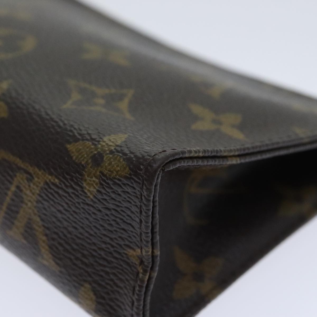 LOUIS VUITTON Monogram Poche Toilette 15 Pouch M47546 LV Auth 93673