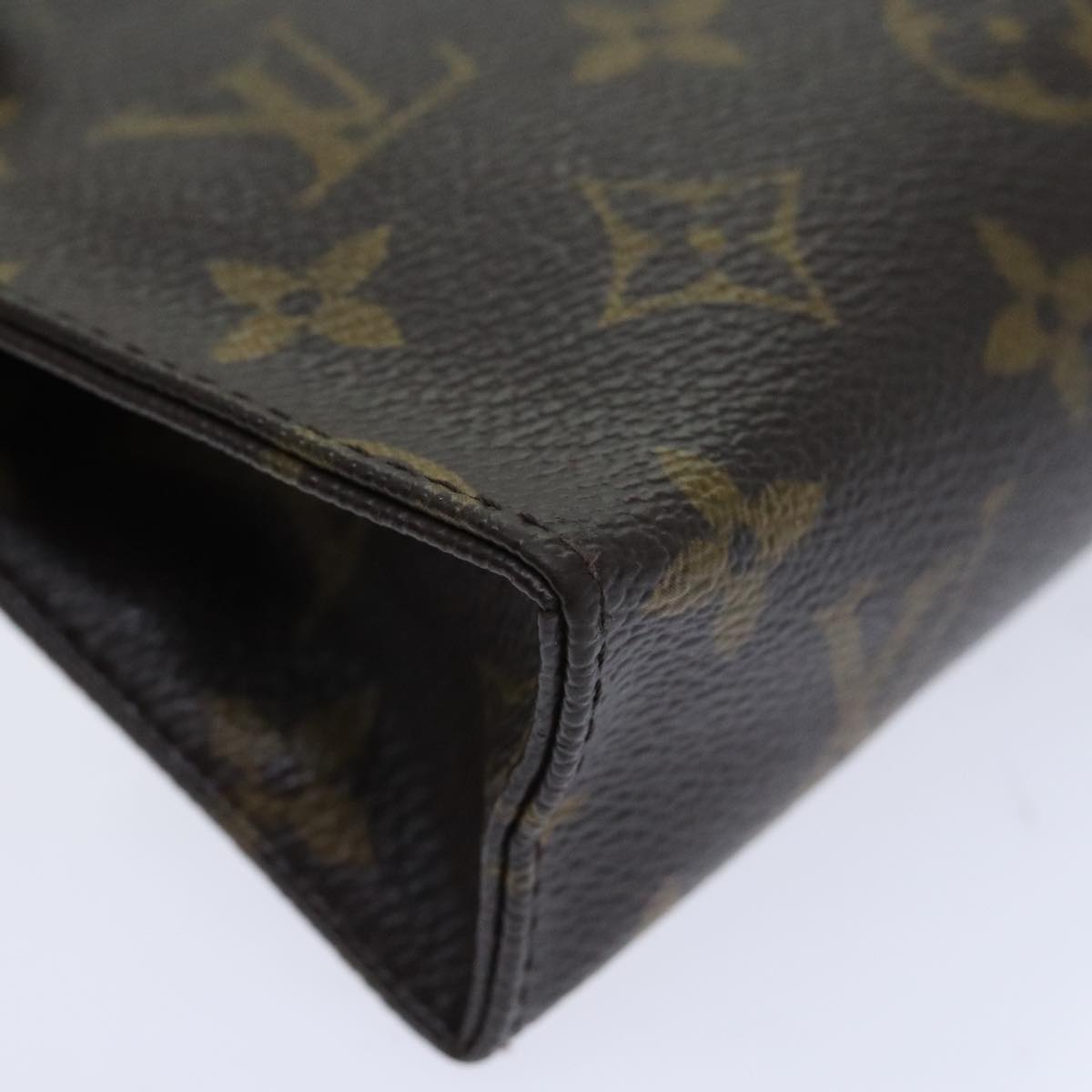 LOUIS VUITTON Monogram Poche Toilette 15 Pouch M47546 LV Auth 93673