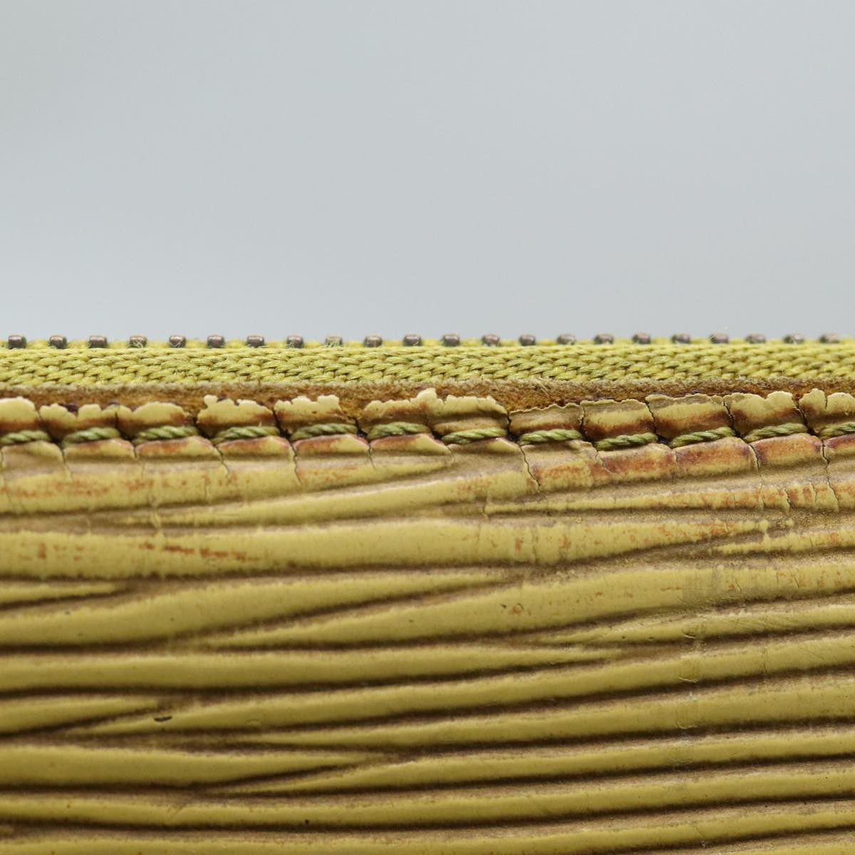 LOUIS VUITTON Epi Pochette Accessoires Pouch Yellow M52989 LV Auth 93680