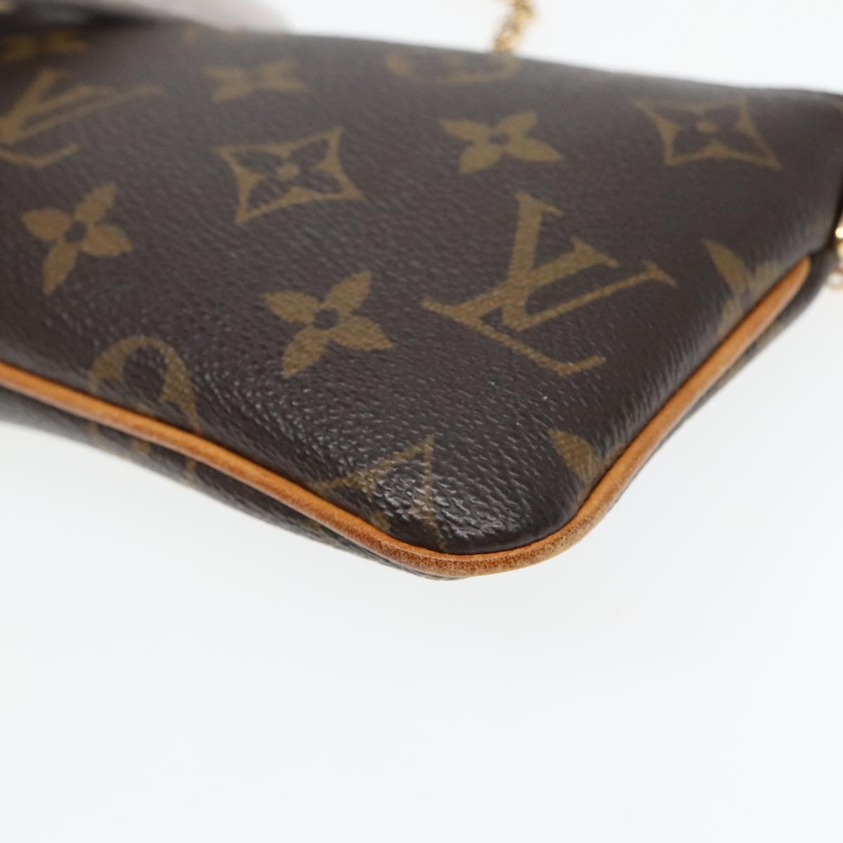 LOUIS VUITTON Monogram Chain Pochette Mila MM Accessory Pouch M60094 Auth 93682