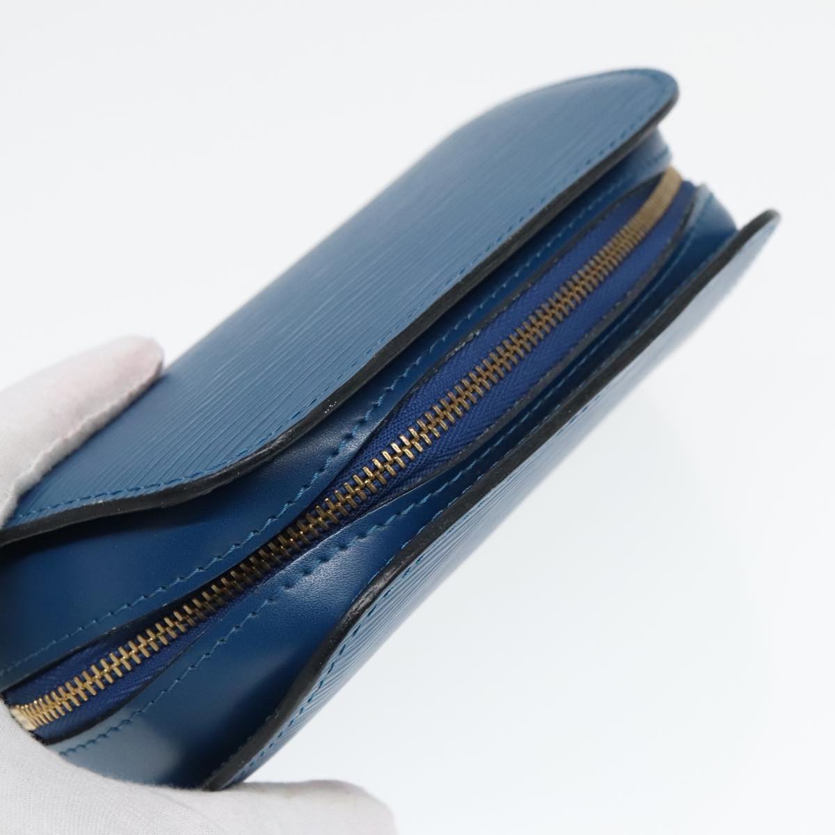 LOUIS VUITTON Epi Dauphine PM Pouch Blue M48445 LV Auth 93690