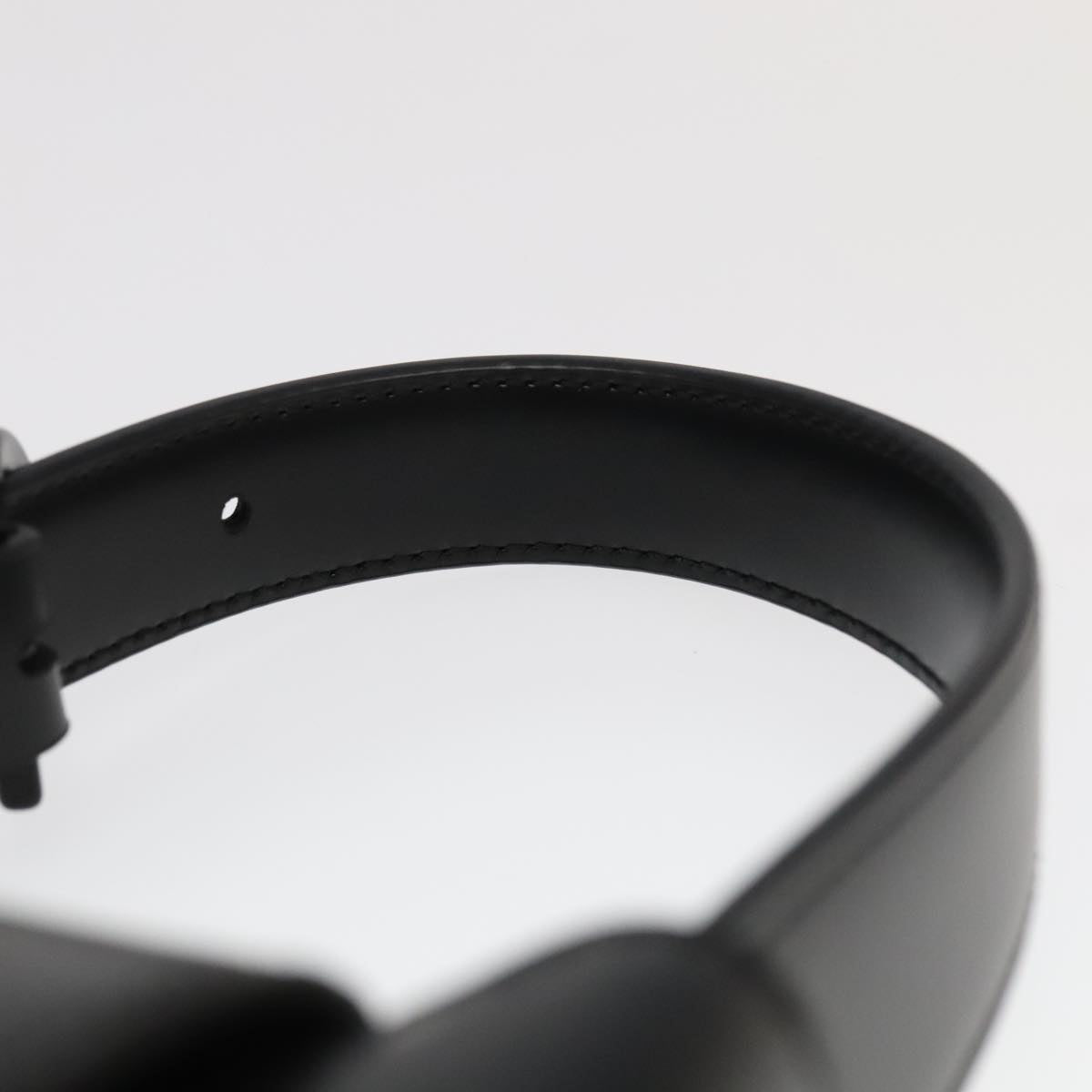 Salvatore Ferragamo Gancini Hand Bag Leather Black Auth 93834AM