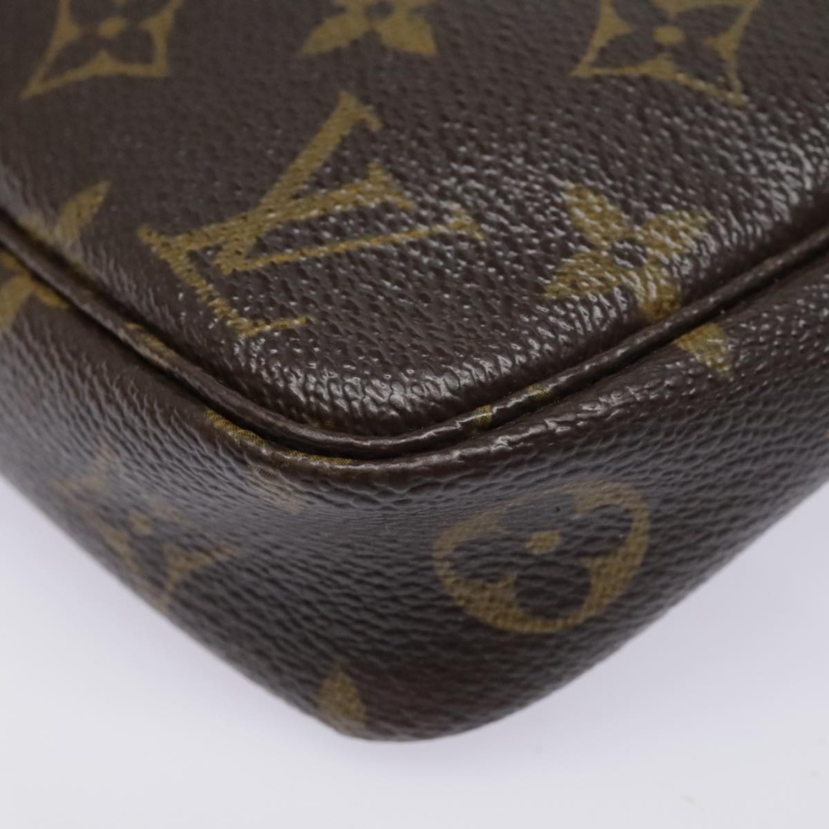 LOUIS VUITTON Monogram Pochette Accessoires Pouch M51980 LV Auth 93918