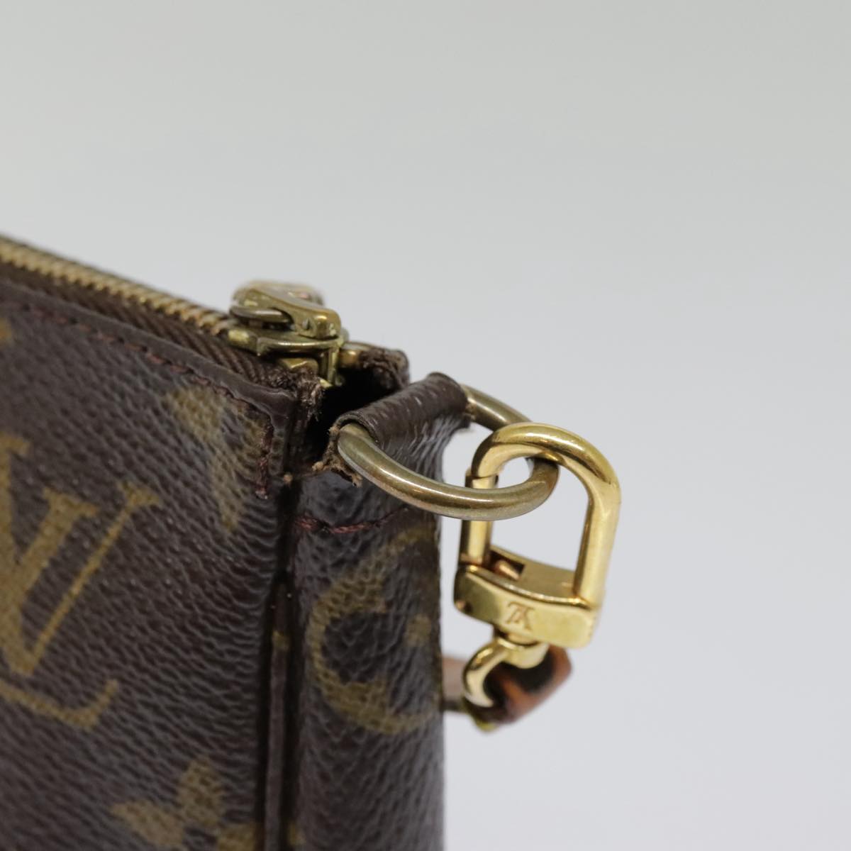 LOUIS VUITTON Monogram Pochette Accessoires Pouch M51980 LV Auth 93918