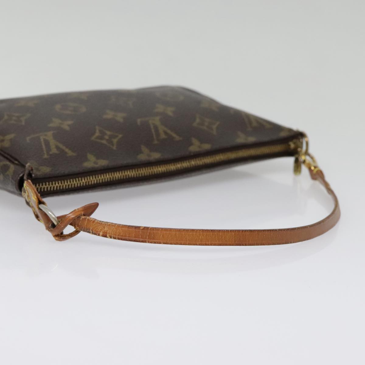 LOUIS VUITTON Monogram Pochette Accessoires Pouch M51980 LV Auth 93918