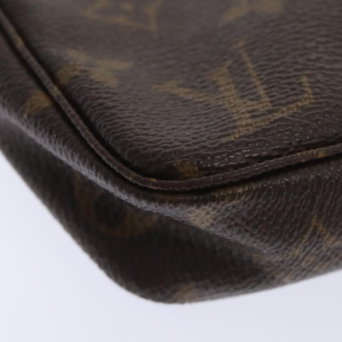 LOUIS VUITTON Monogram Pochette Accessoires Pouch M51980 LV Auth 93922