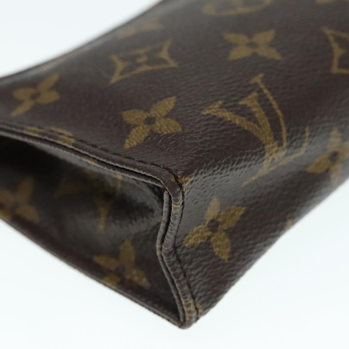 LOUIS VUITTON Monogram Poche Toilette 15 Pouch M47546 LV Auth 93926