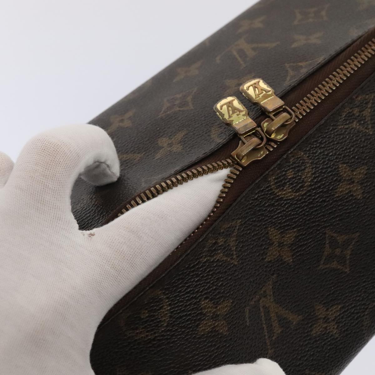 LOUIS VUITTON Monogram Shoe Care Kit Pouch Pouch M47925 LV Auth 93946