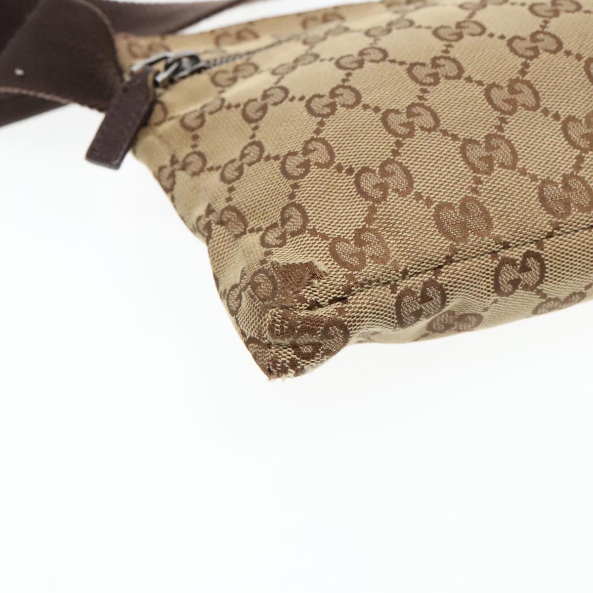 GUCCI GG Canvas Waist bag Beige Silver 28566 Auth 94051