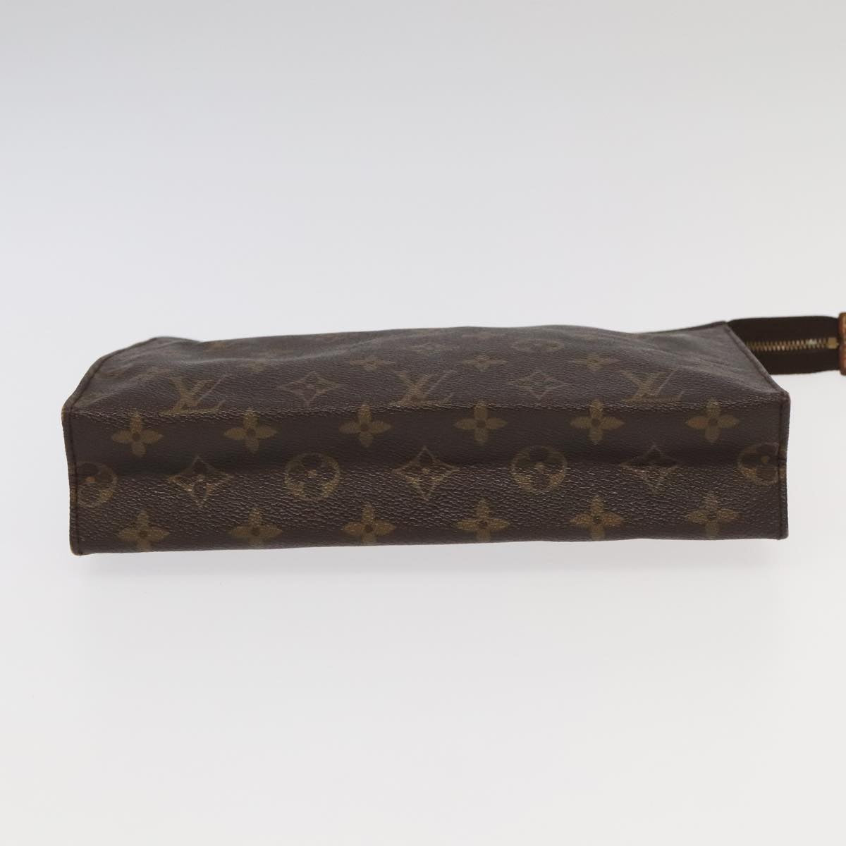 LOUIS VUITTON Monogram Poche Toilette 26 Pouch M47542 LV Auth 94102