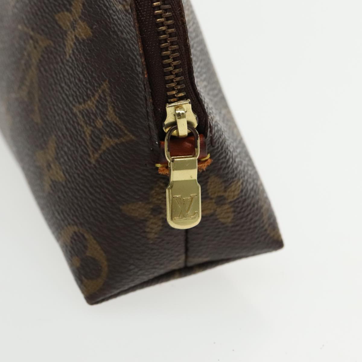 LOUIS VUITTON Monogram Pochette Cosmetic PM Cosmetic Pouch M47515 LV Auth 94125