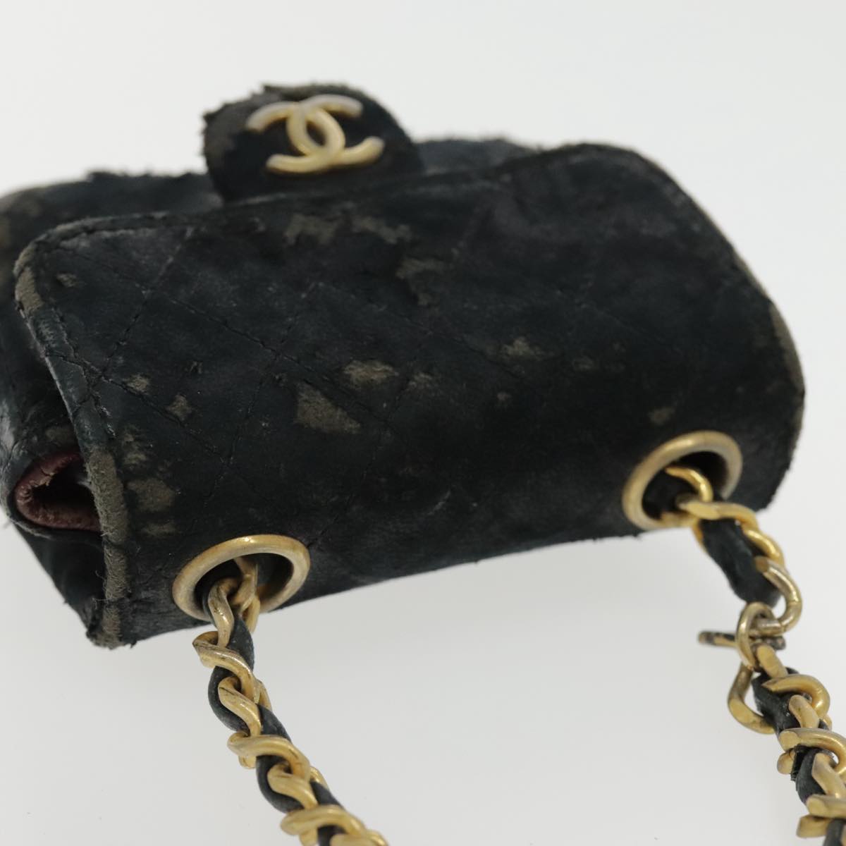 CHANEL Matelasse Chain Pouch Leather Black Gold CC Auth 94189