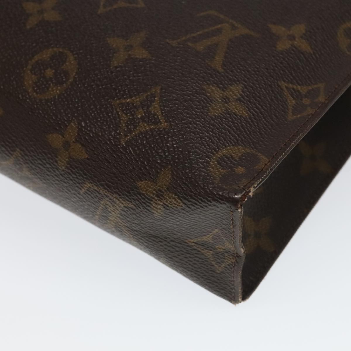 LOUIS VUITTON Monogram Poche Toilette 26 Pouch M47542 LV Auth 94323