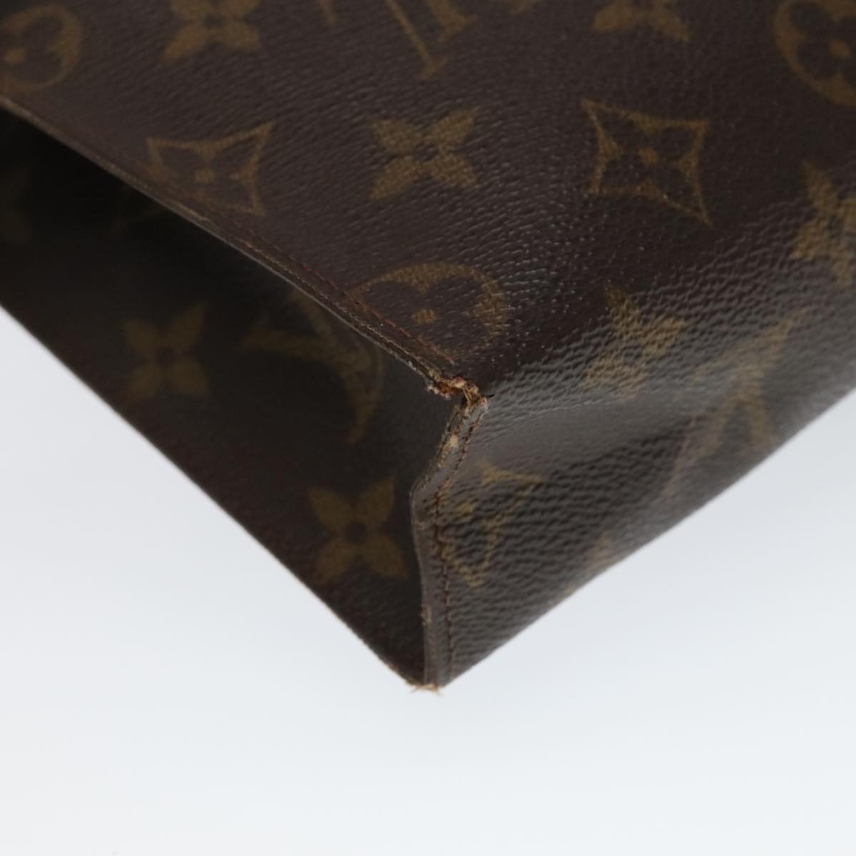 LOUIS VUITTON Monogram Poche Toilette 26 Pouch M47542 LV Auth 94323