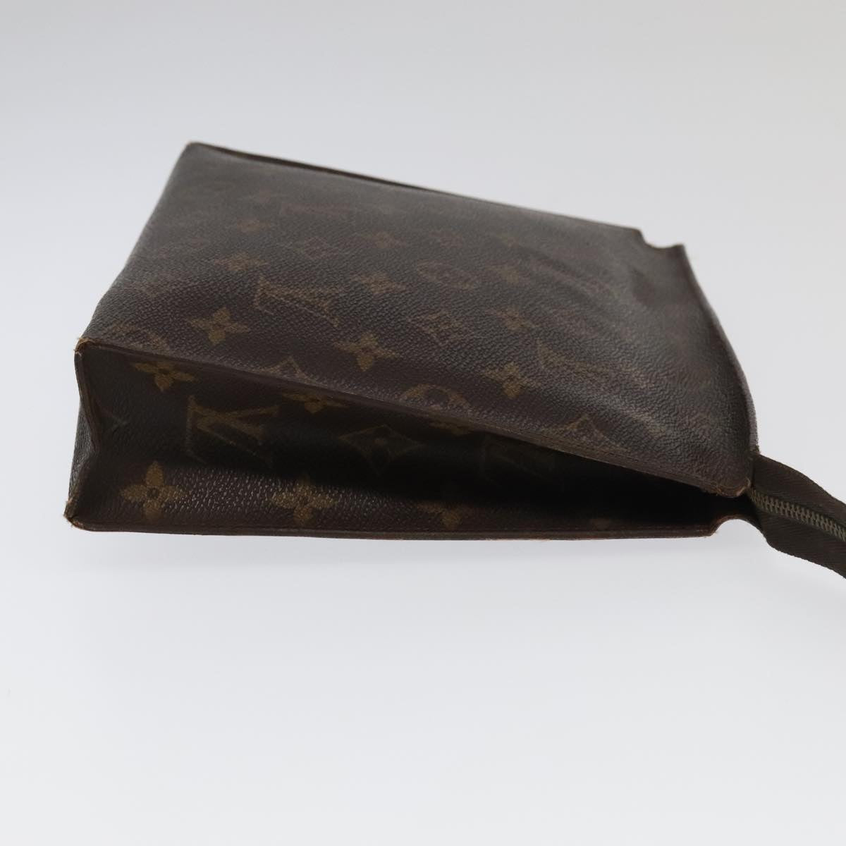 LOUIS VUITTON Monogram Poche Toilette 26 Pouch M47542 LV Auth 94323