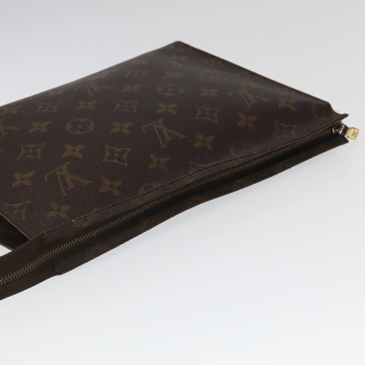 LOUIS VUITTON Monogram Poche Toilette 26 Pouch M47542 LV Auth 94323