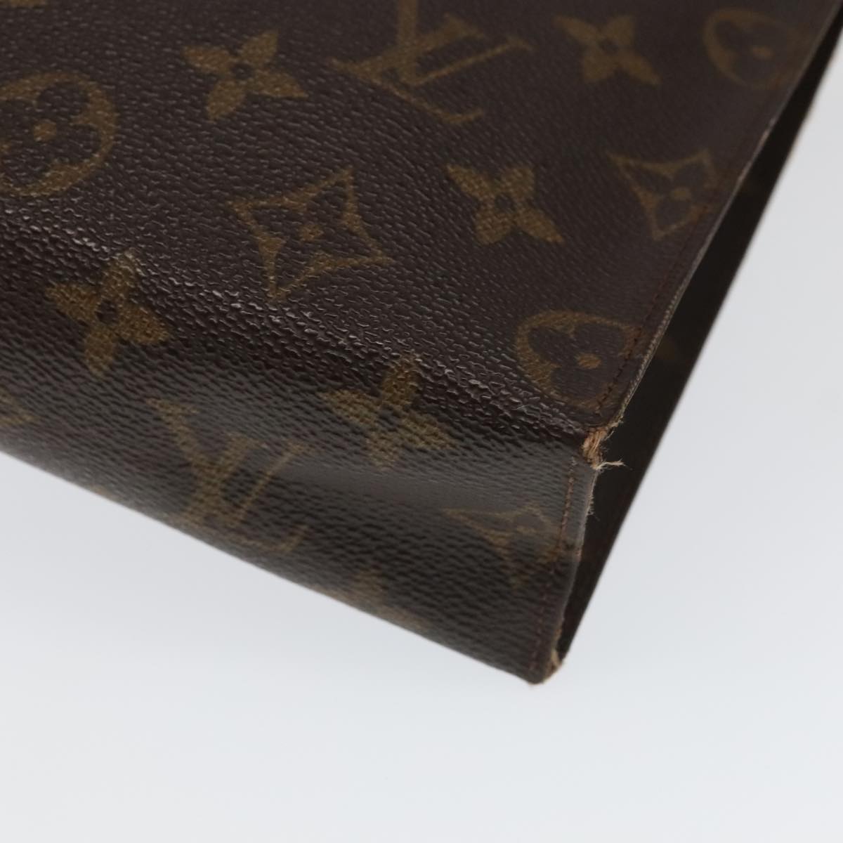 LOUIS VUITTON Monogram Poche Toilette 26 Pouch M47542 LV Auth 94323