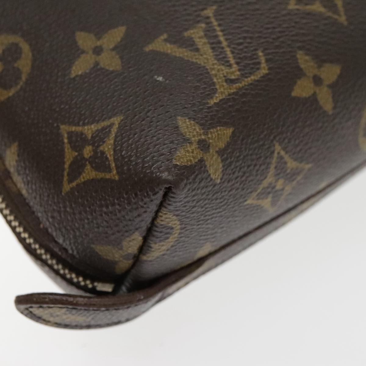 LOUIS VUITTON Monogram Trousse Demi Ronde Cosmetic Pouch M47520 LV Auth 94326