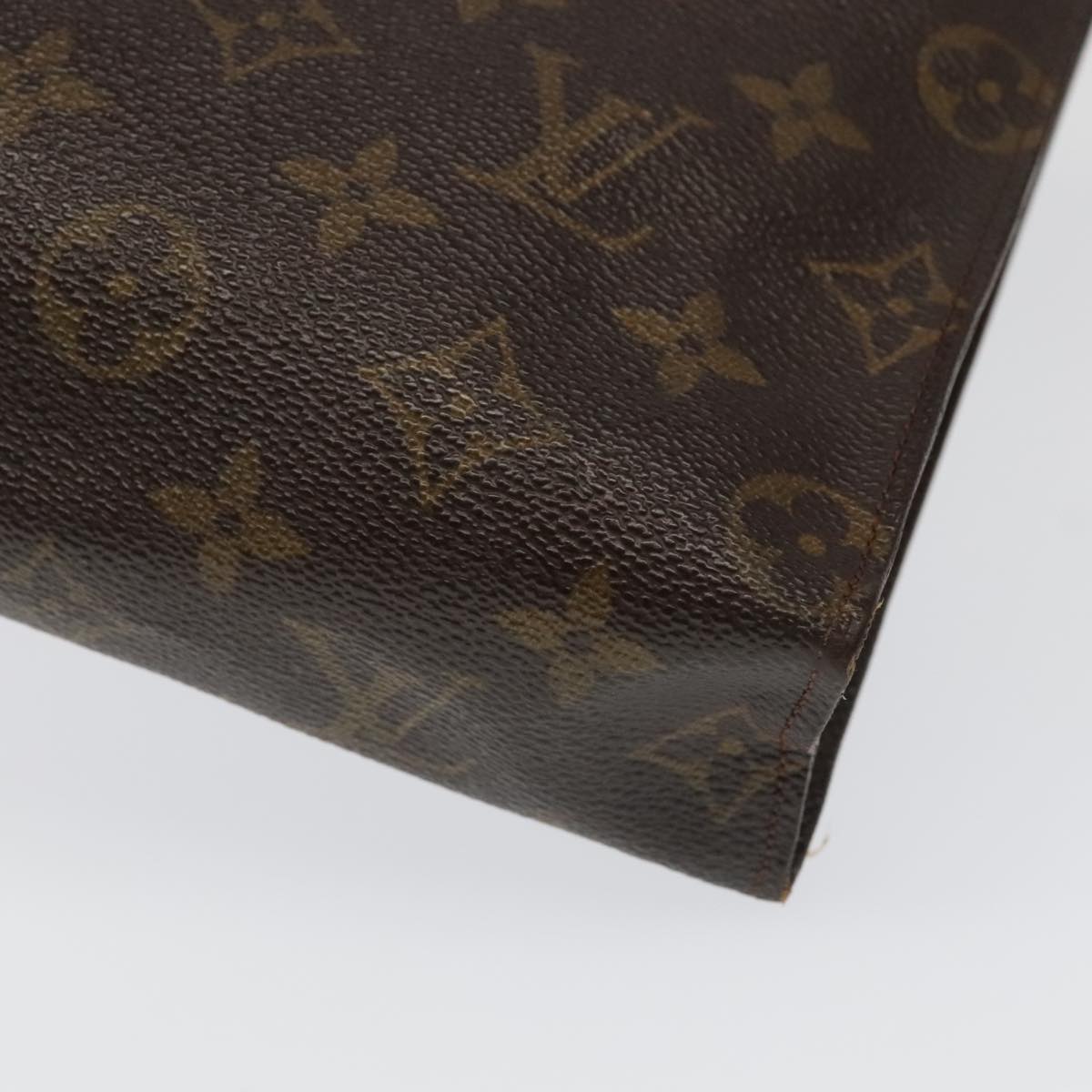 LOUIS VUITTON Monogram Poche Toilette 26 Pouch M47542 LV Auth 94330