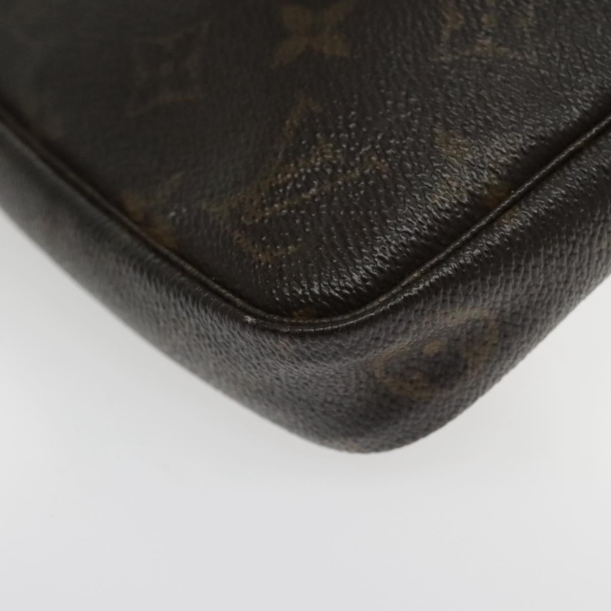 LOUIS VUITTON Monogram Pochette Accessoires Pouch M51980 LV Auth 94359