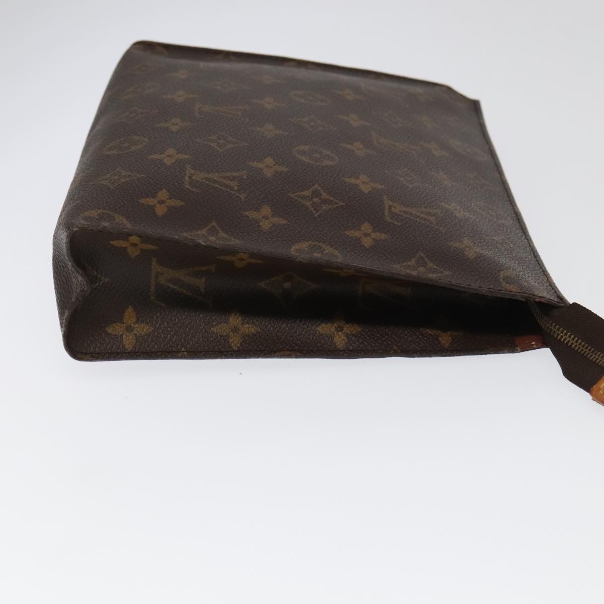 LOUIS VUITTON Monogram Poche Toilette 26 Pouch M47542 LV Auth 94374