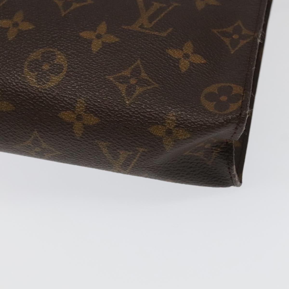 LOUIS VUITTON Monogram Poche Toilette 26 Pouch M47542 LV Auth 94374