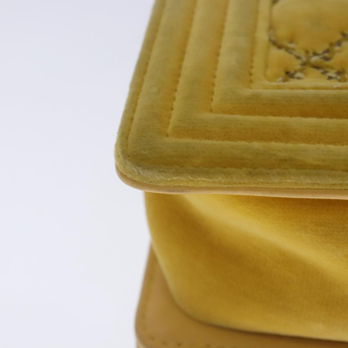 CHANEL Matelasse 20 Chain Boy Chanel Shoulder Bag Velor Yellow CC Auth 94468V