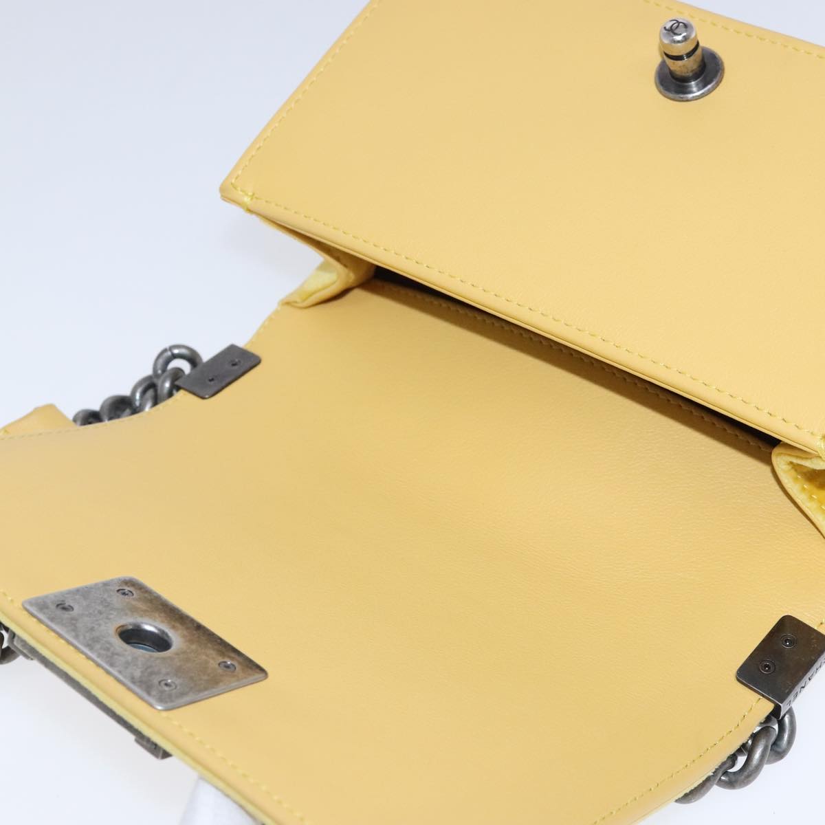 CHANEL Matelasse 20 Chain Boy Chanel Shoulder Bag Velor Yellow CC Auth 94468V