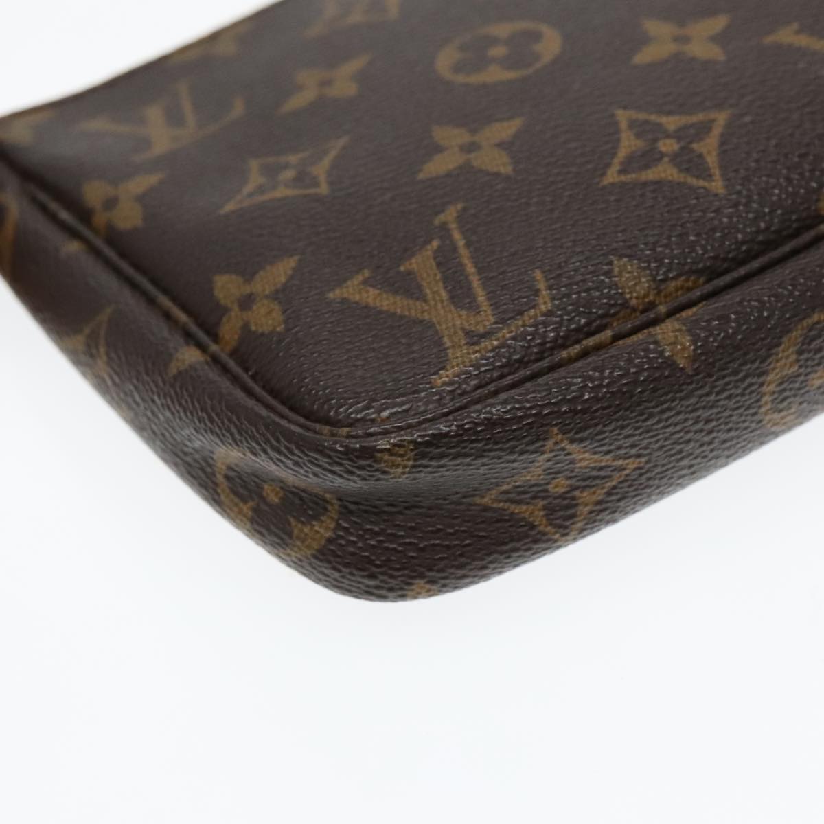 LOUIS VUITTON Monogram Pochette Accessoires Pouch M51980 LV Auth 94523