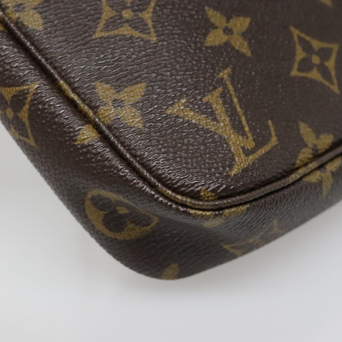 LOUIS VUITTON Monogram Pochette Accessoires Pouch M51980 LV Auth 94524