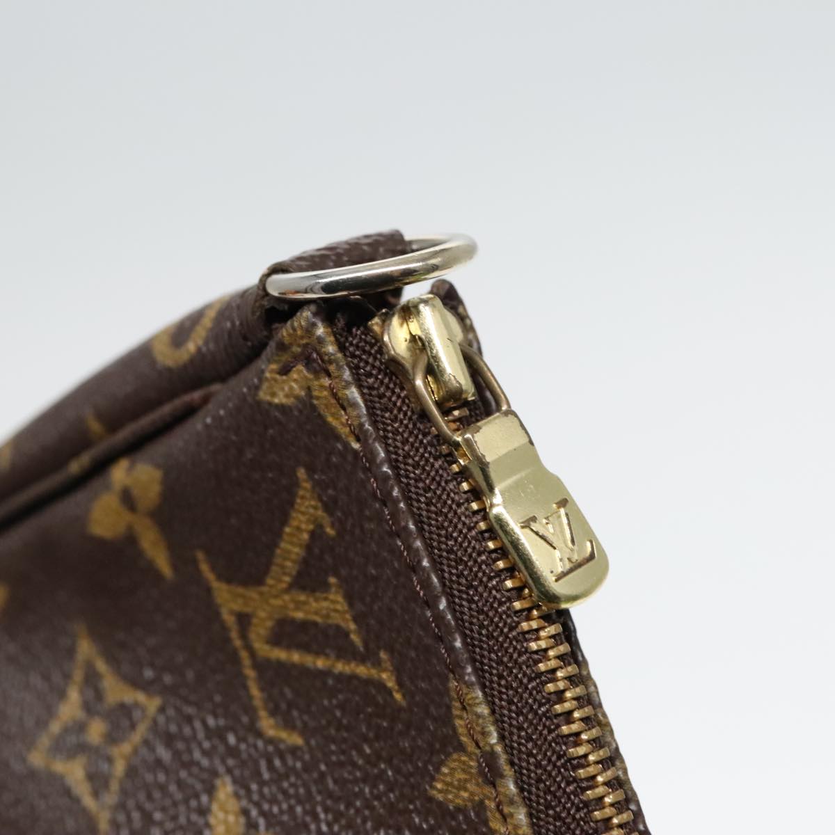 LOUIS VUITTON Monogram Pochette Accessoires Pouch M51980 LV Auth 94525