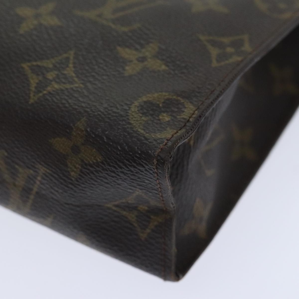 LOUIS VUITTON Monogram Poche Toilette 26 Pouch M47542 LV Auth 94537