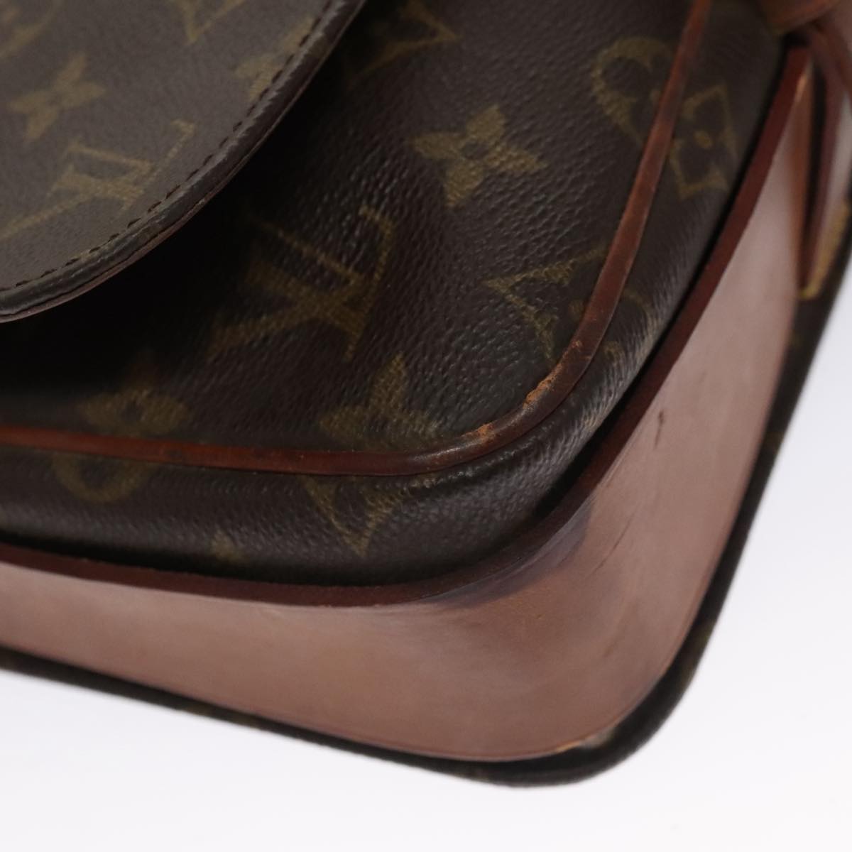 LOUIS VUITTON Monogram Cartouchiere MM Shoulder Bag M51253 LV Auth 94558