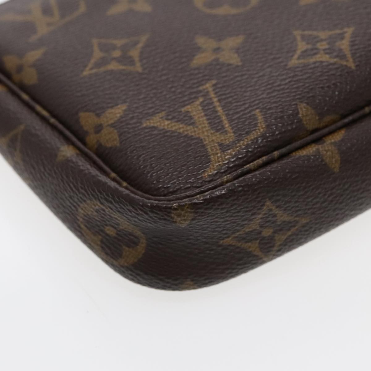 LOUIS VUITTON Monogram Pochette Accessoires Pouch M51980 LV Auth 94670