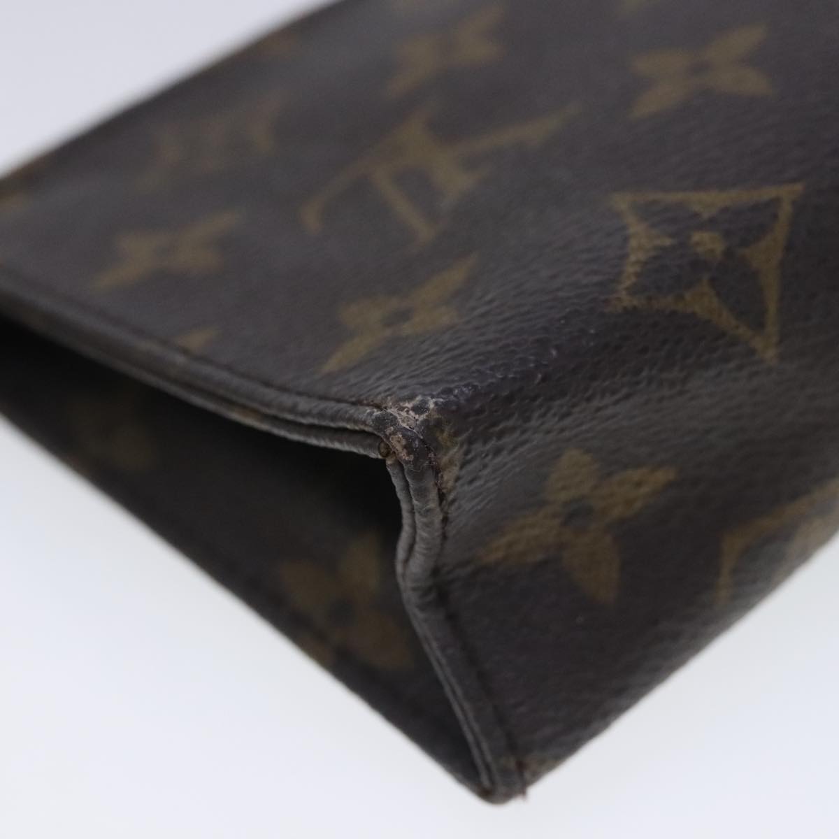 LOUIS VUITTON Monogram Poche Toilette 15 Pouch M47546 LV Auth 94731