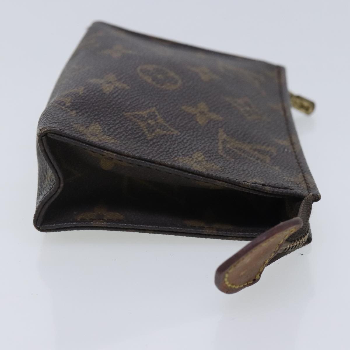 LOUIS VUITTON Monogram Poche Toilette 15 Pouch M47546 LV Auth 94731