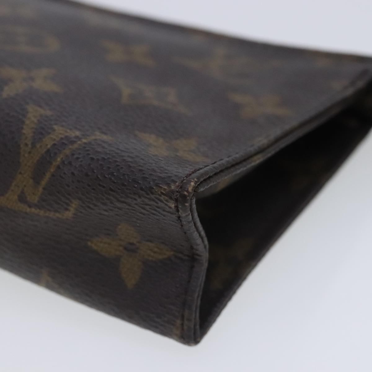 LOUIS VUITTON Monogram Poche Toilette 15 Pouch M47546 LV Auth 94731