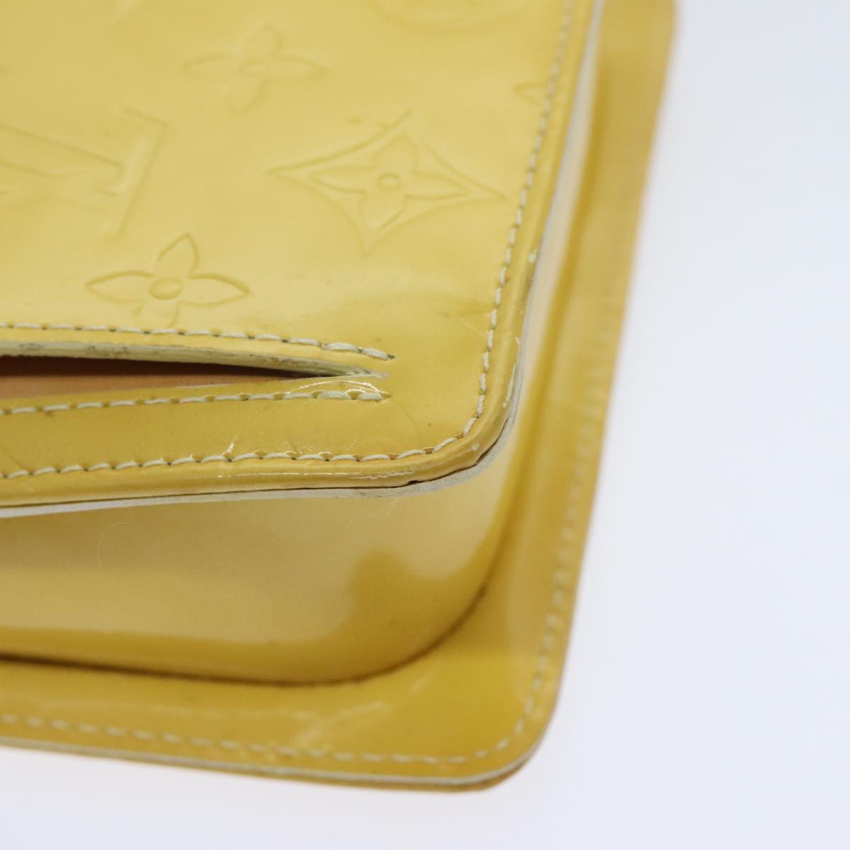 LOUIS VUITTON Monogram Vernis Motto Pouch Lime Yellow M91059 LV Auth 94843