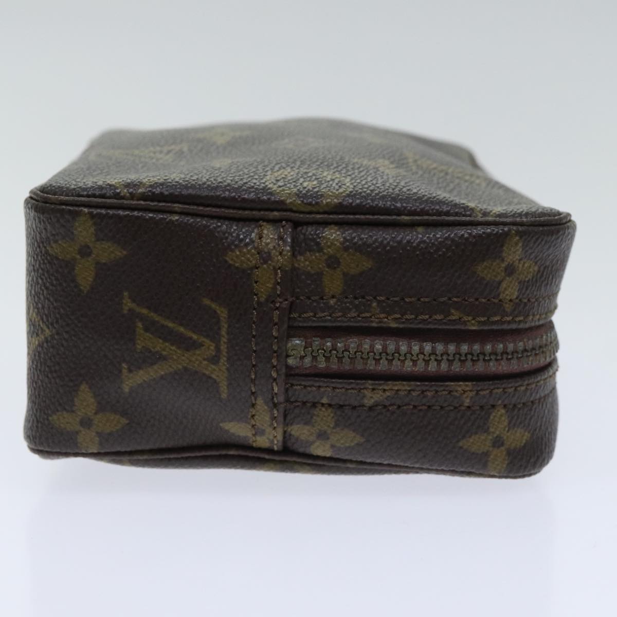 LOUIS VUITTON Monogram Trousse Toilette 18 Pouch M47526 LV Auth 94917