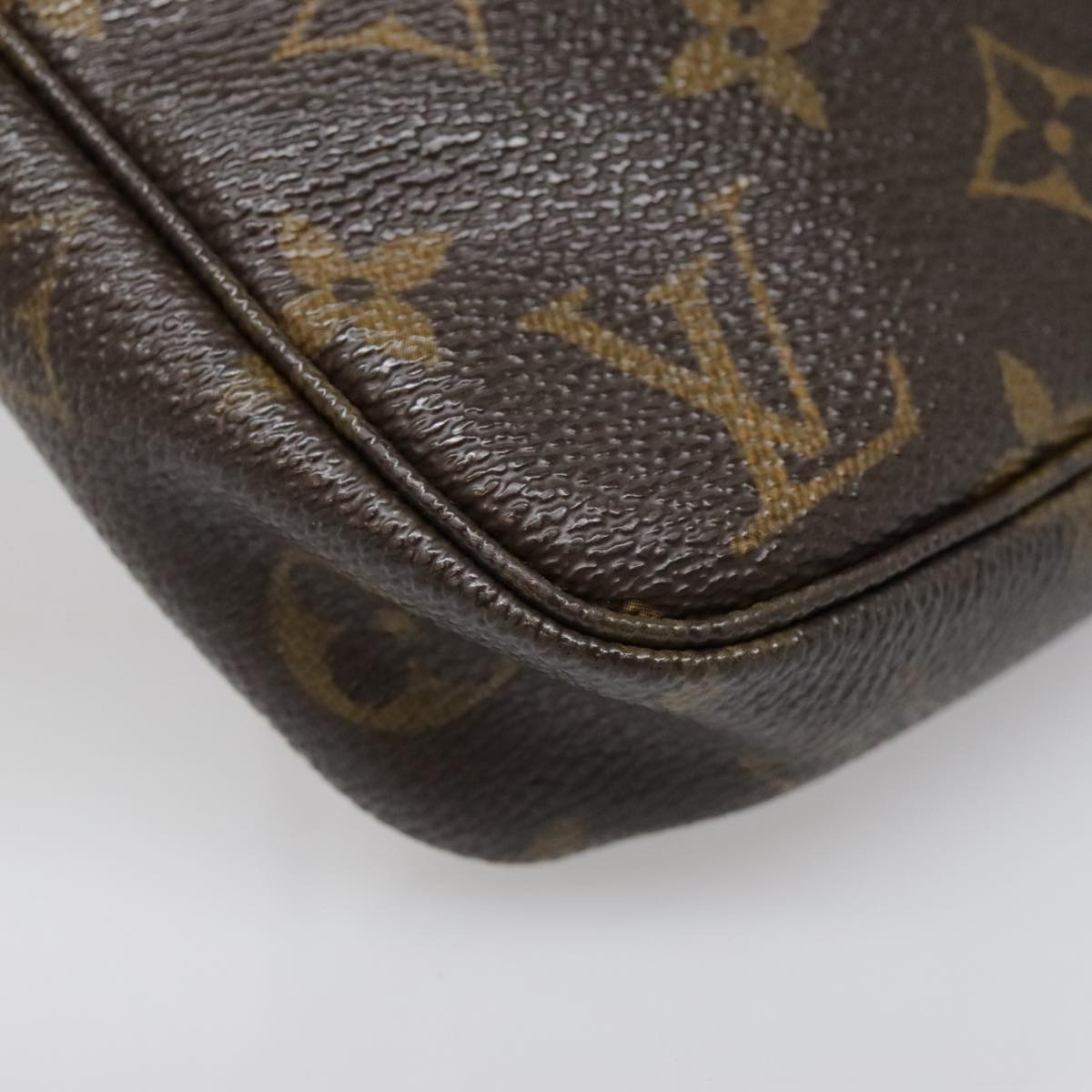 LOUIS VUITTON Monogram Pochette Accessoires Pouch M51980 LV Auth 94935