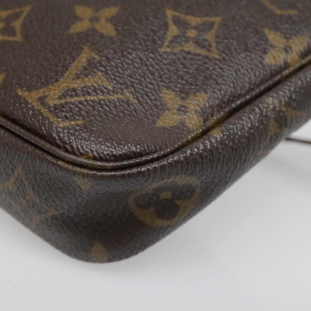 LOUIS VUITTON Monogram Pochette Accessoires Pouch M51980 LV Auth 94935